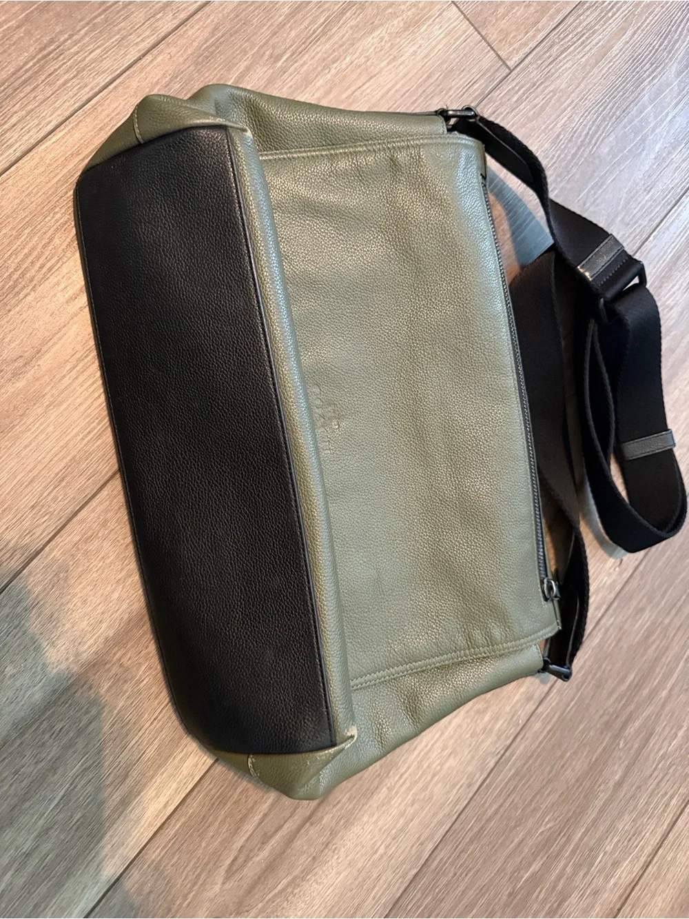 Coach classic leather
